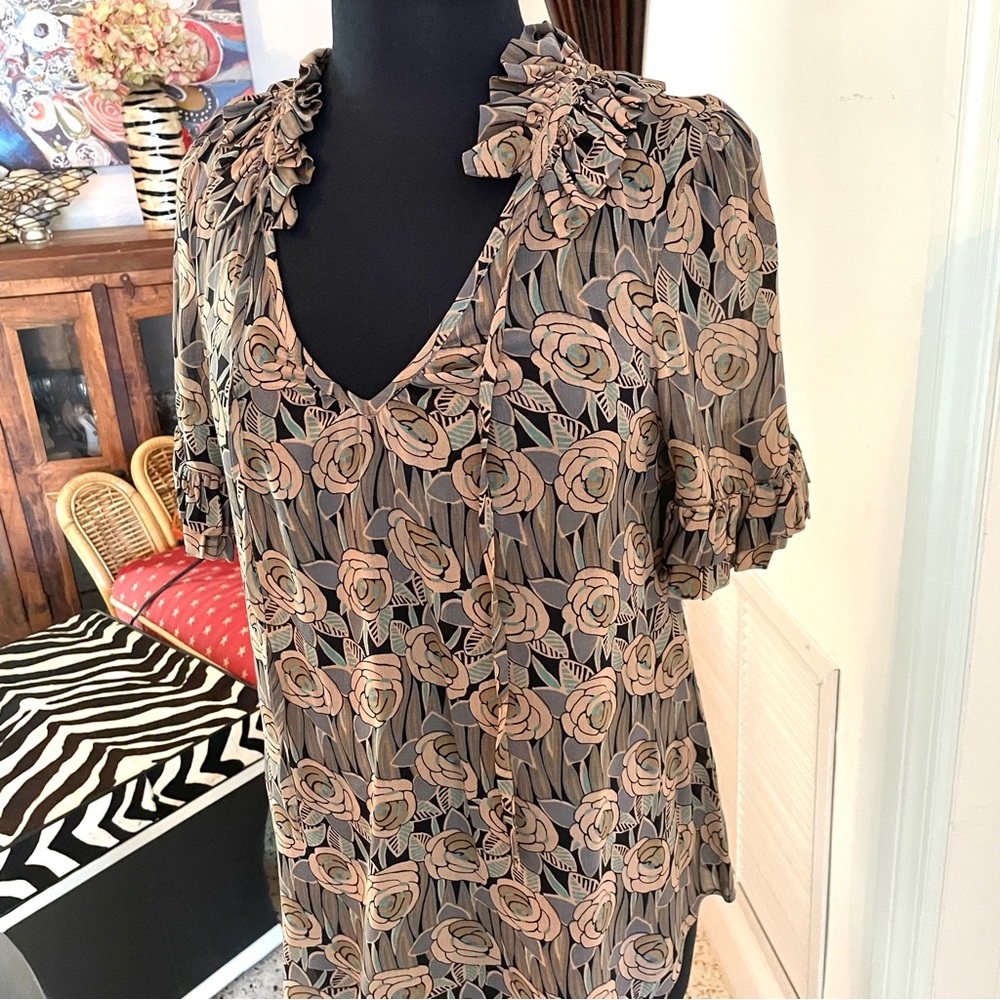 Anthropologie Tan and Black Ruffled Short Sleeve Blouse